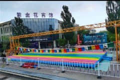 网红桥在各个景区热闹非凡