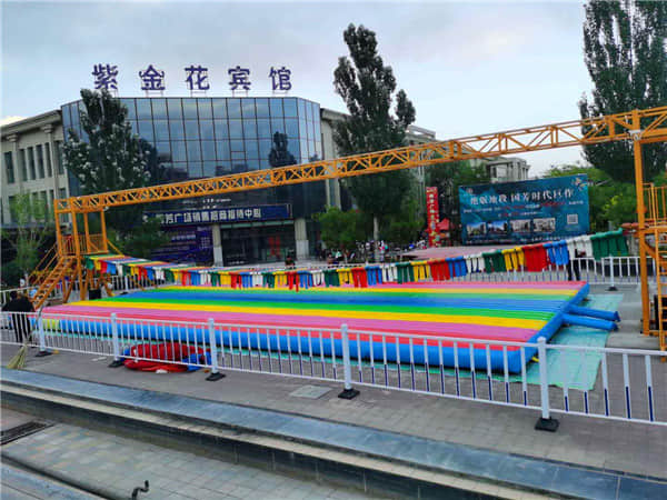 如何成为网红桥上的靓仔