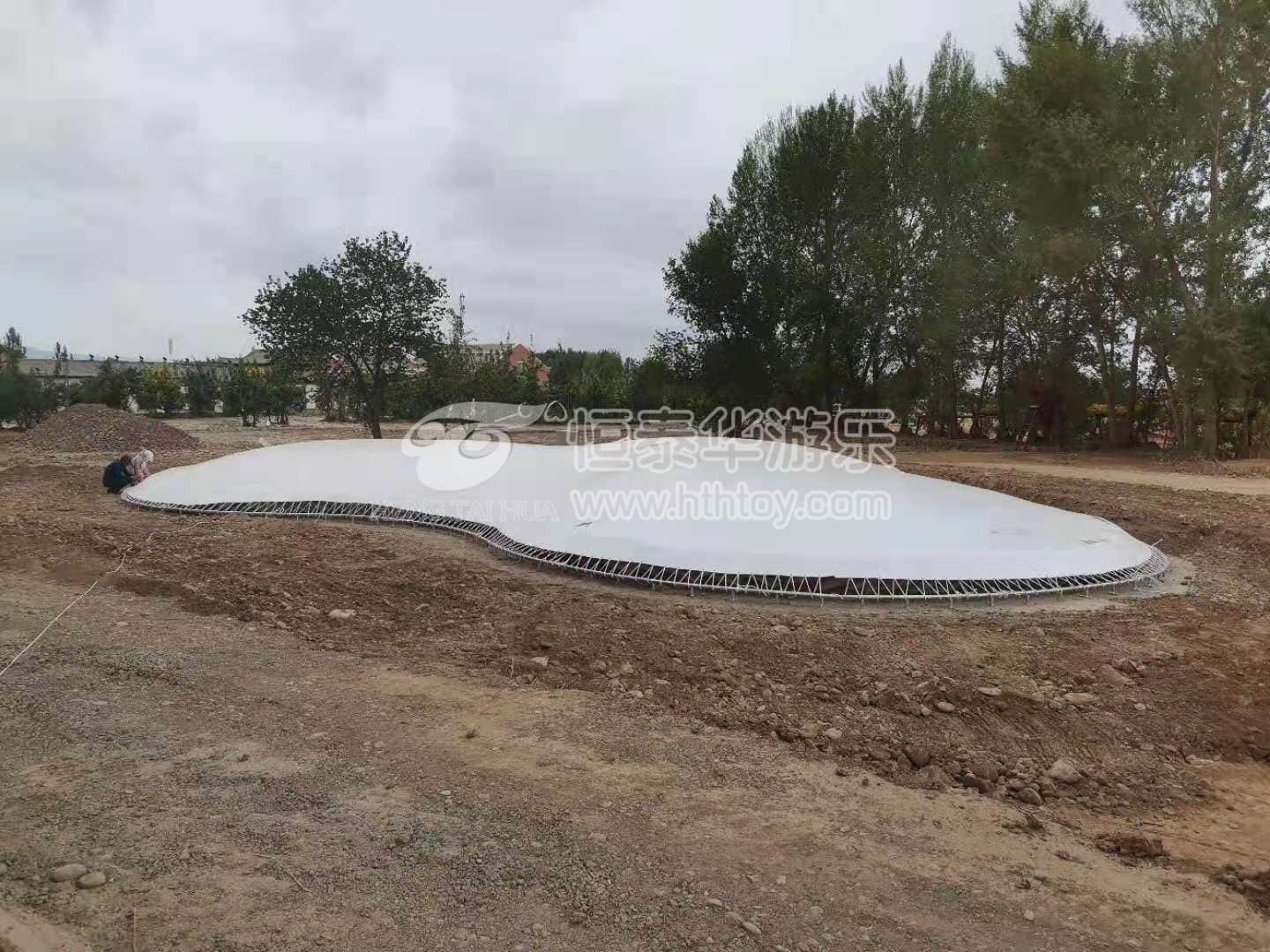<b>蹦蹦云是无动力乐园里的标配项目</b>