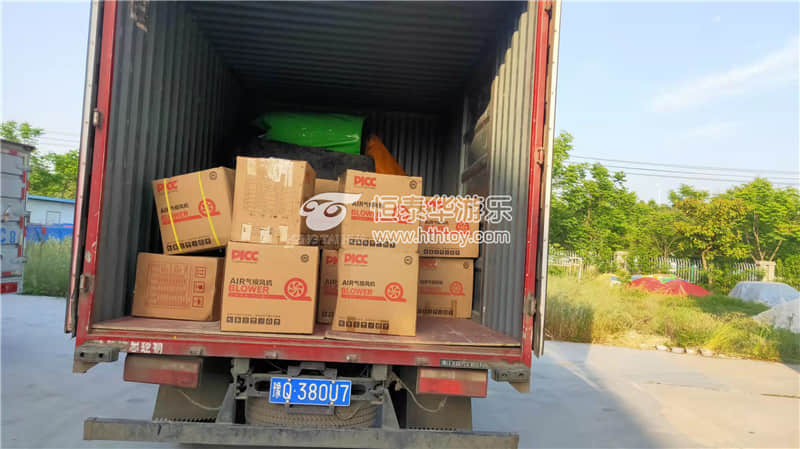 Inflatable slide shipped.jpg