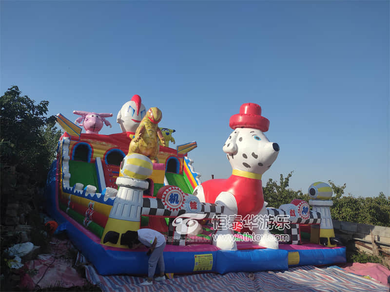 <b>13x8m 奥特曼充气城堡做好了</b>