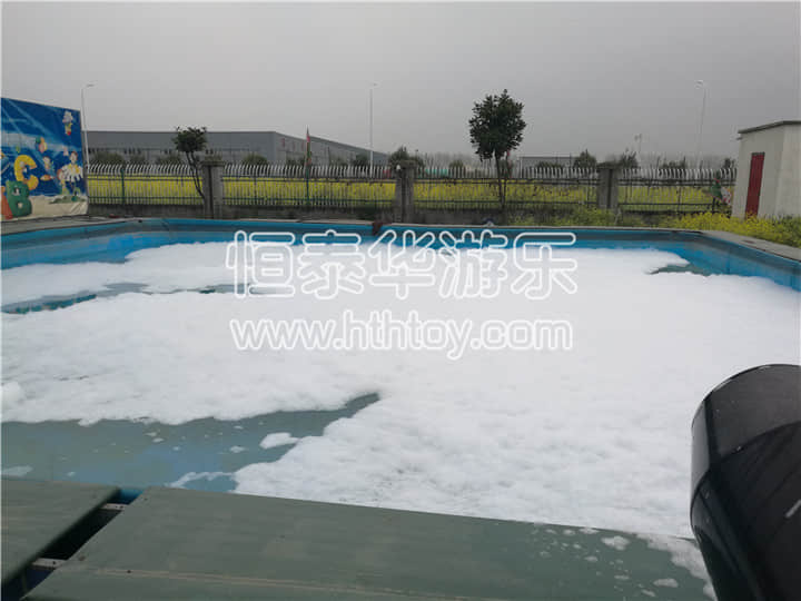 <b>雪花泡泡浴</b>