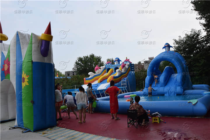 移动水上乐园恒泰华的设备怎么样？