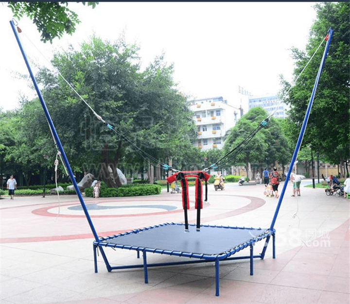 儿童钢架蹦极