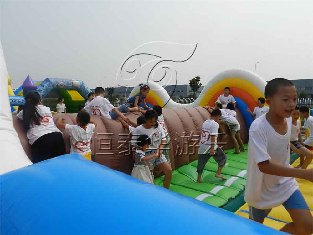 尽情玩耍 (3).jpg