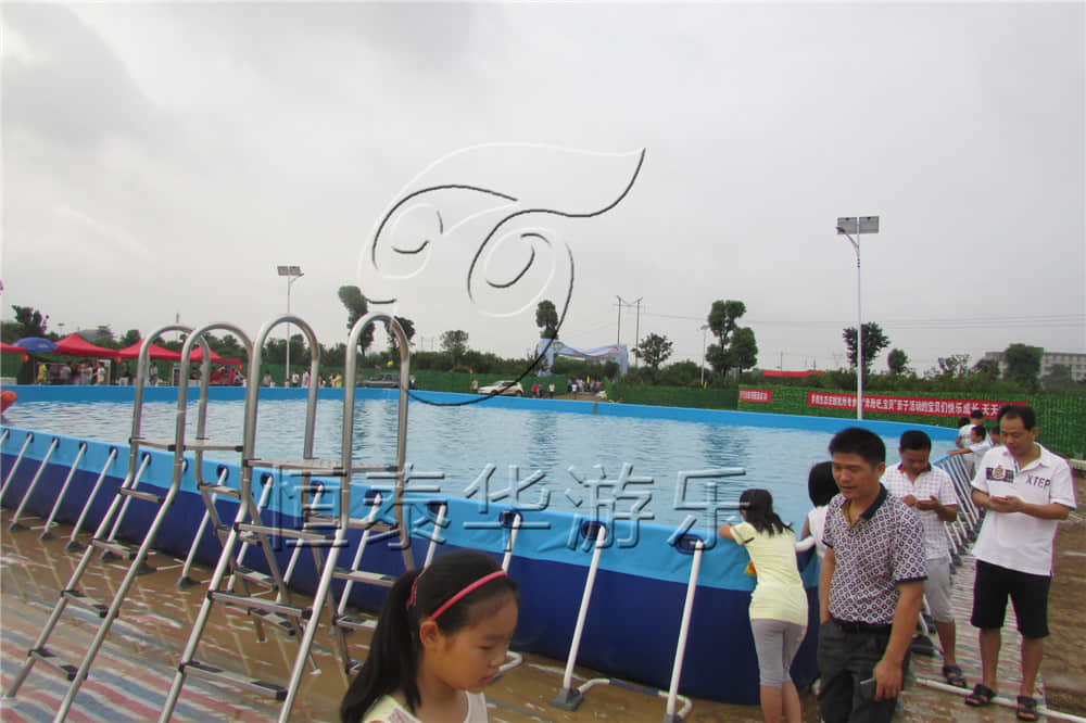 水上乐园打地坪